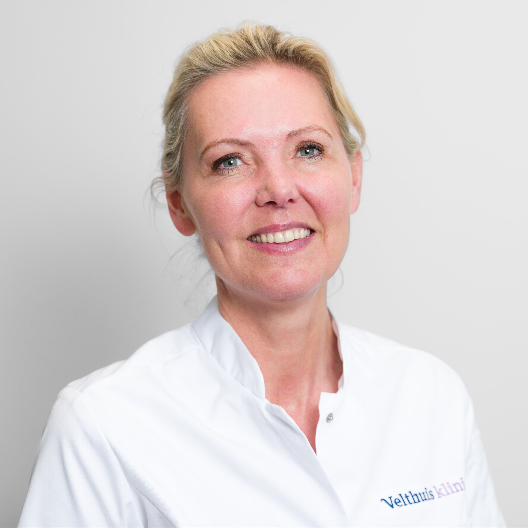 Dr- Laura Zaal HR (1)