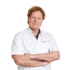 VK-Plastisch-chirurg-Wiebren-van-den-Berg-arts-HR-2
